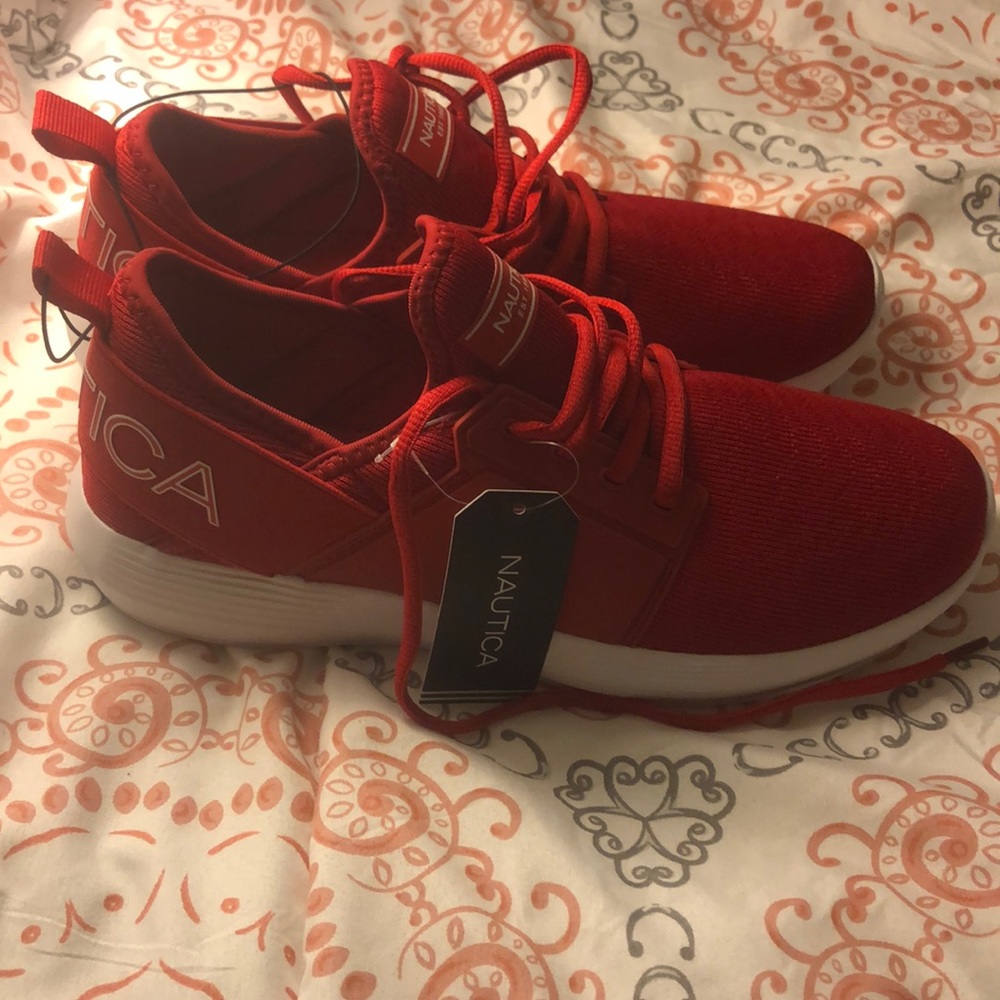 Shoes - Picture 4 of 7